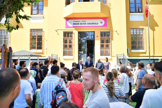 Başkan Turan, Çapa İlkokulu ve Engin Sever Anaokulu'nda Öğrencilerimizin Yeni Eğitim Yılı Heyecanına Ortak Oldu