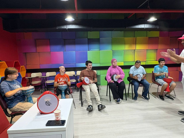 Sanatın Şifası Fatih Sanat Akademisi'nde Özel Çocuklarımızla Buluştu