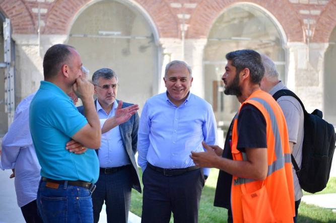 Başkan Turan, Karadeniz Medresesi'nde Devam Eden Restorasyon Çalışmalarını Yerinde İnceledi