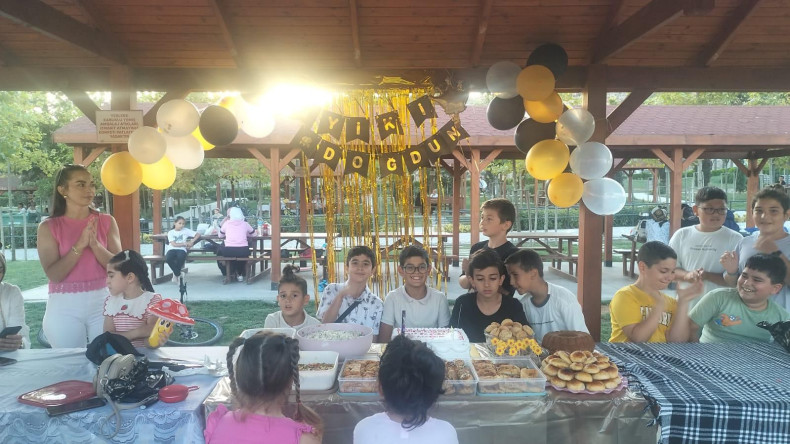 Millet Bahçelerimizde ve Yaşam Merkezlerimizde Doğum Günü Kutlamaları Devam Ediyor!