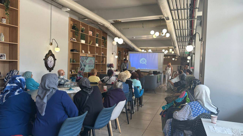 Yadigâr Kahvesi'nde Kıymetli Büyüklerimize Dijital Güvenlik Eğitimi