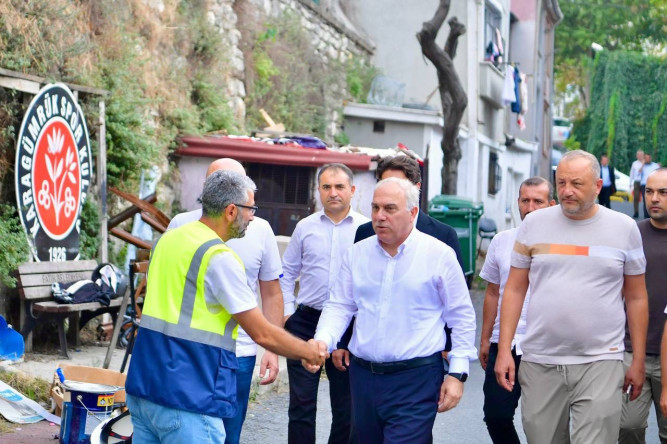 Başkan Turan, Karagümrük Stadyumu'nda Başlatılan Söküm Çalışmalarını Yerinde İnceledi