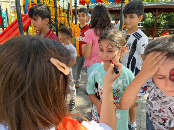 Süperbüs Yedikule Kuş Cenneti Parkı'nda Çocuklarımıza Bayram Havası Estirdi