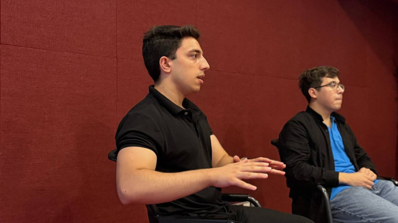 Fatih Merkez Kütüphanesi'nde Düzenlenen Programda Dereceye Giren Öğrenciler, Sınava Hazırlanan Gençlerimizle Buluştu