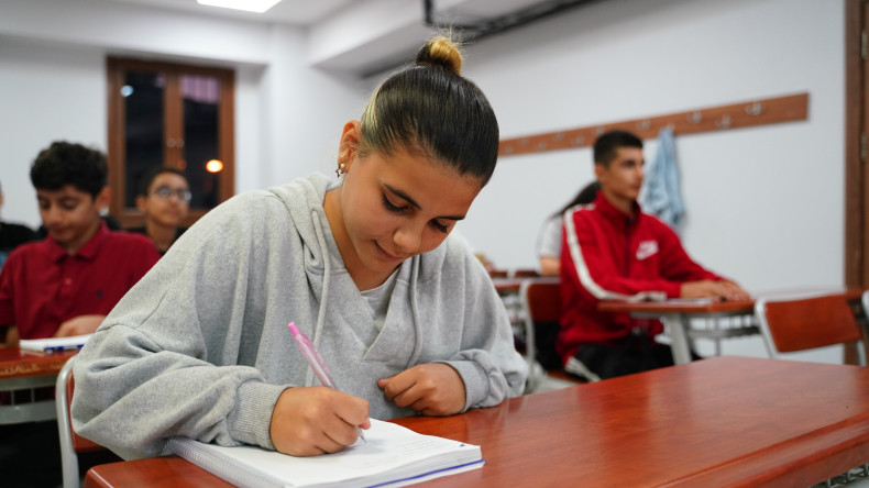 Bilgi Evlerimizde Üniversiteye Hazırlık Kursları Sürüyor