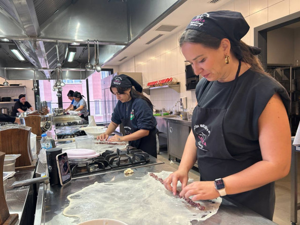 KARINCA El Emeği Eğitim Birimi ile Geleneksel Tatların İzinde: GastroSanat'ta Boşnak Mantısı Eğitimi