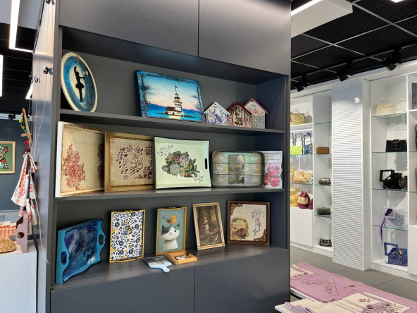 KARINCA Mağazaları: Haliç, Vatan Caddesi, Zeyrekhane ve Balat'ta El Emeğinin Hikâyesi