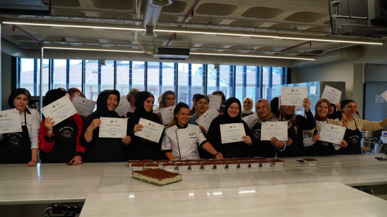 GastroSanat'ta Tiramisu Atölyesi: İtalyan Tatlı Sanatının İncelikleri Vatandaşlarımızla Buluşuyor