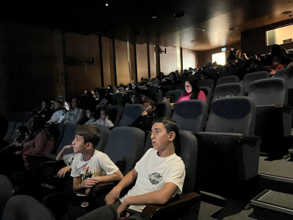 “Lassıe: Yepyeni Bir Macera” Filmi, Fatih Sultan Mehmet Kültür Merkezi'nde Miniklerimizle Buluştu