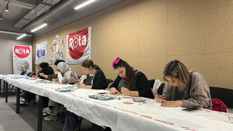 Gençlerimiz Vatan Kütüphanesi'nde Çintemaniyi Keşfetti, Desenlerle Buluştu