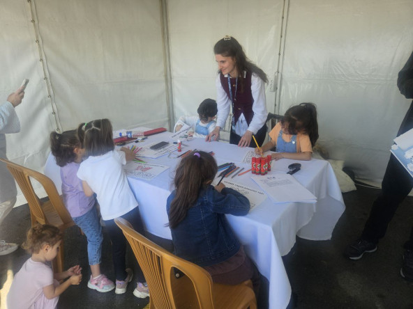 Bilim Fatih Trabzon'da STEAMFEST'te Çocuklarımızla Buluştu: “Kelebek Tacı” ve “Gök Atlası” Atölyeleriyle Bilimin Renkli Dünyası Keşfedildi