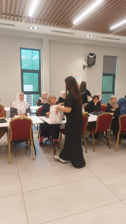 Fatih'te Cuma Sohbetleriyle Manevi Buluşmalar: Halkla İlişkiler Ofisimiz Kadınlara Yönelik Programlarını Sürdürüyor