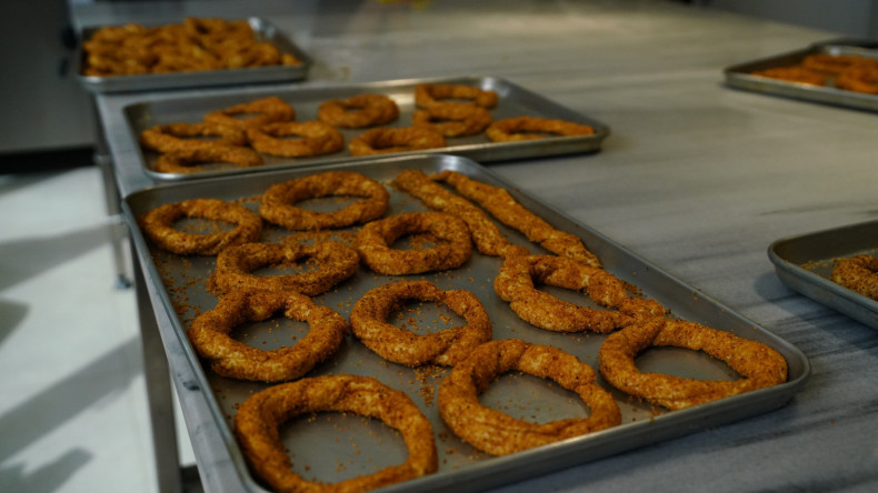 Silivrikapı'da Simitle Buluşma: KARINCA El Emeği Eğitim Birimimizden Hamura, Kültüre ve Ortak Soframıza Uzanan Bir Yolculuk