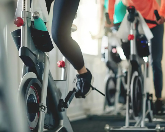 Fatih Belediyesi Gençlik ve Spor Birimimizden Spinning Antrenmanları