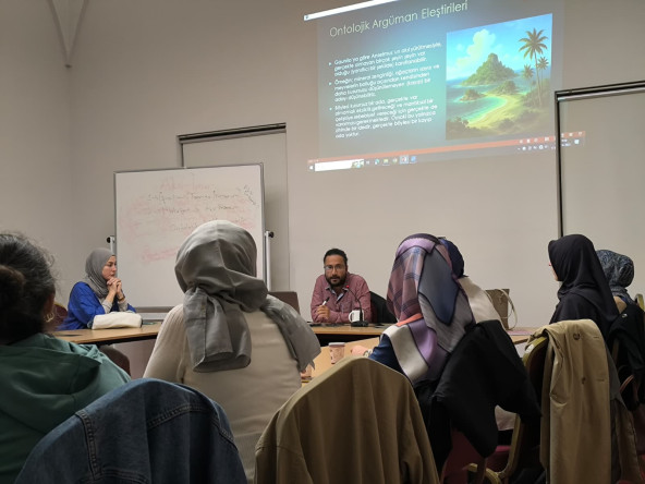 Tarihî Medrese Davutpaşa'da Akıl ve İman Üzerine Felsefi Buluşma