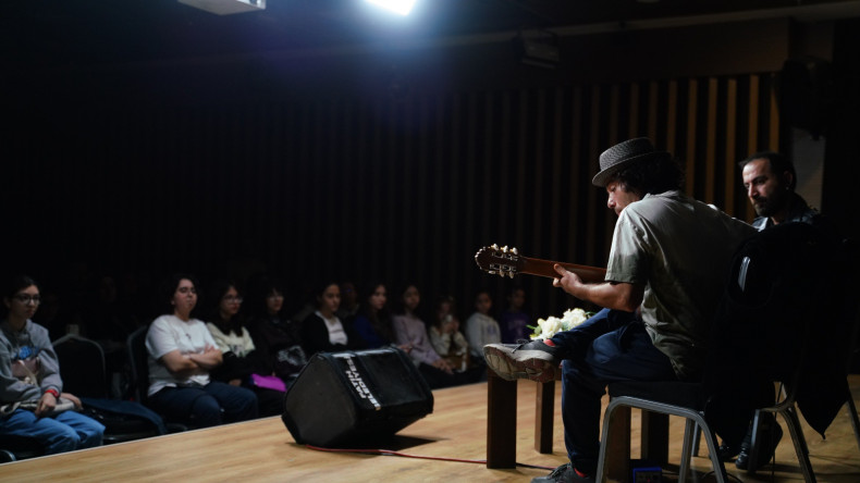 Fatih Sanat Akademisi'nde Gitar Müziği ve Sohbet Buluşması