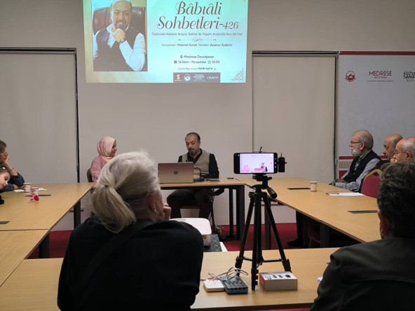 Tiyatroda Hakikat Arayışı Medrese Davutpaşa'da Tartışıldı