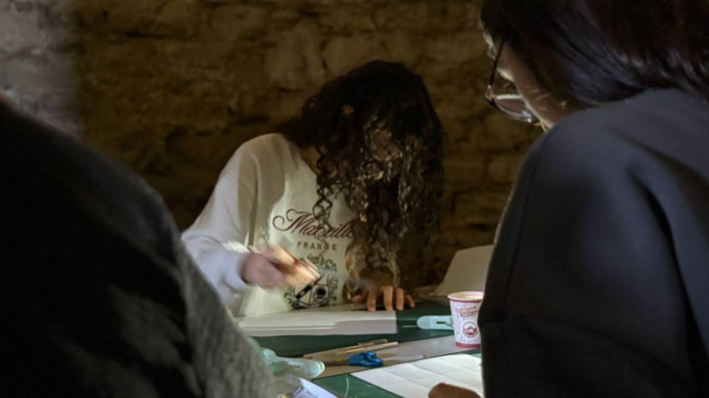 Efsaneleriyle Ünlü Yedikule Hisarı'nda Mini Defter Ciltleme Atölyesi: Tarihle Sanat Buluşuyor