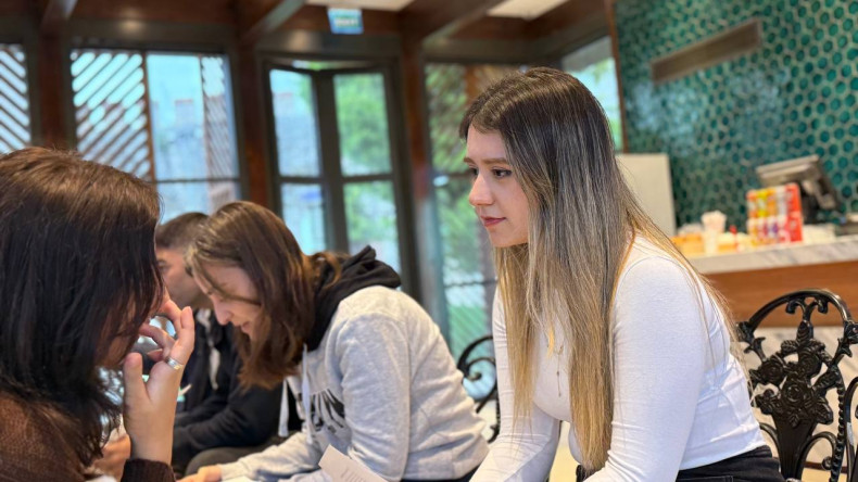 Efsaneleriyle Ünlü Yedikule Hisarı'nda “Open Air English” Etkinliğiyle İngilizce Pratiği