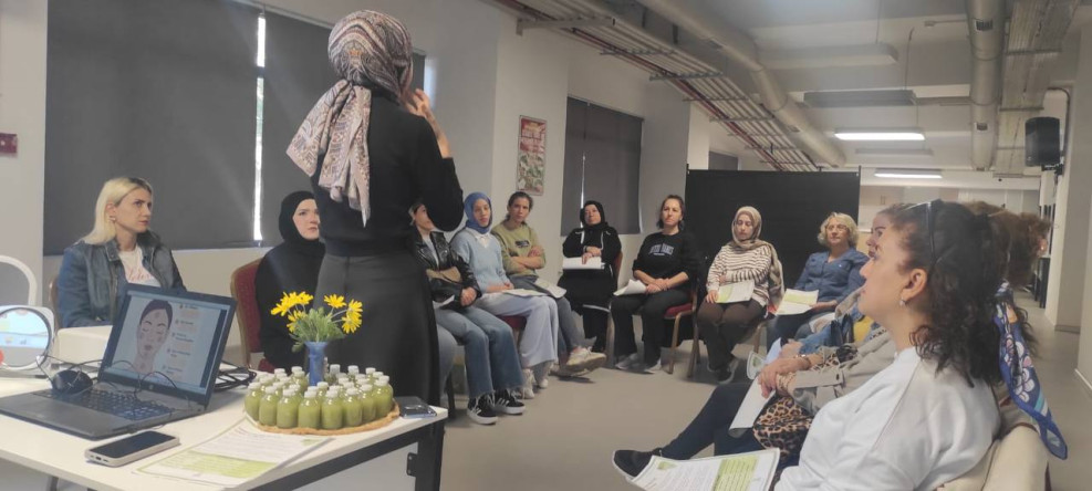 Kadın ve Aile Birimimiz ile Cilt Dostu Tarifler Programında Sağlıklı Cilt İçin Fındıkzade'de Buluşma