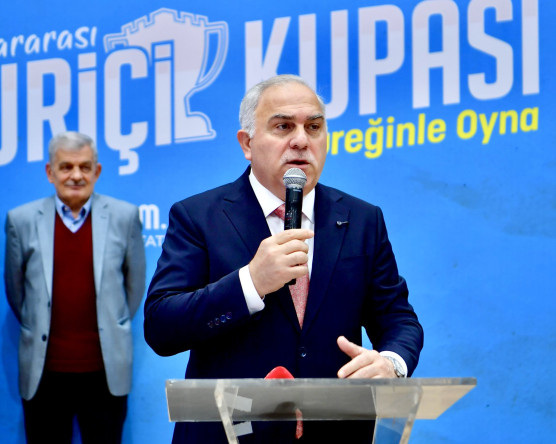 Fatih'in Spor Geleneği Sürüyor: Başkan Turan'ın Katılımıyla Geleneksel Suriçi Kupası, Karate-Do Karşılaşmalarıyla Başladı