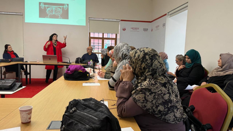 KARINCA El Emeği Eğitim Birimimizden GastroSanat ve Medrese Davutpaşa'da Kişisel Gelişim Seminerleri