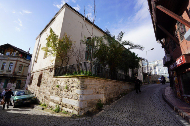 Kapı Ağası Camii Haziresi Restorasyon Çalışmaları Kapsamında Yenilendi
