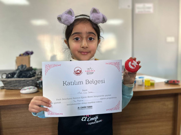 KARINCA El Emeği Eğitim Birimi'nden Hekimoğlu'nda Taş Boyama Keyfi: Çocuklarımızın Hayal Dünyasına Renkli Dokunuşlar