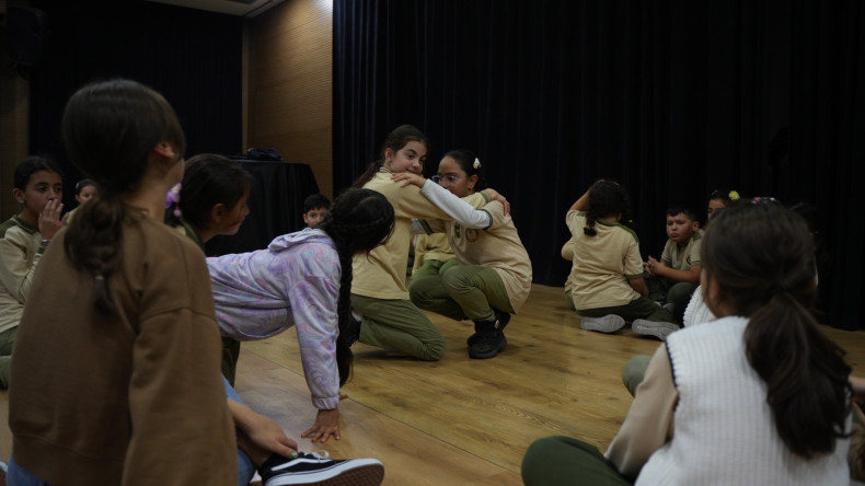 Genç Yeteneklerimiz, Fatih Sanat Akademisi'nin “Sanata İlk Adım” Programı ile Kendilerini Keşfetmeye Başlıyor