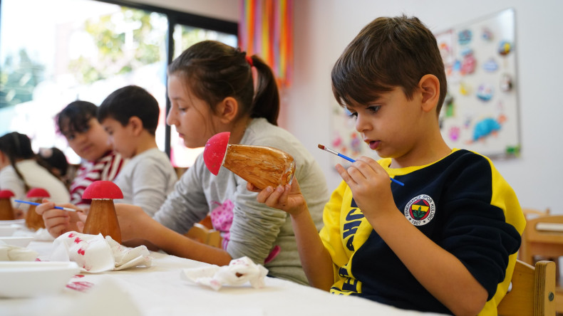 Sümbülefendi Çocuk Kütüphanemizde “Bir Şişeden Mantar” Etkinliği Renkli Bir Buluşmaya Dönüştü