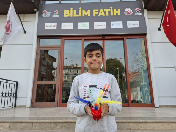 Bilim Fatih'te Aileleri Üretimde Buluşturan Eğitim: Robot Süpürge Atölyesi Temel Elektronikle Motor Mekanizmalarını Bir Araya Getirdi