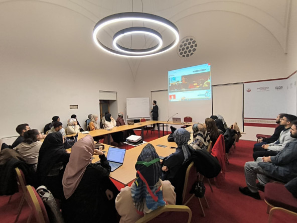 Endülüs'ün Doğuşuna Uzanan Tarihsel Arka Plan Medrese Davutpaşa'da Ele Alındı