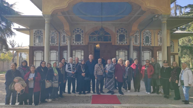 Yadigâr Kahvesi'ndeki Kıymetli Büyüklerimizle Tarihî Kasırlarda Keyifli Bir İstanbul Yolculuğu