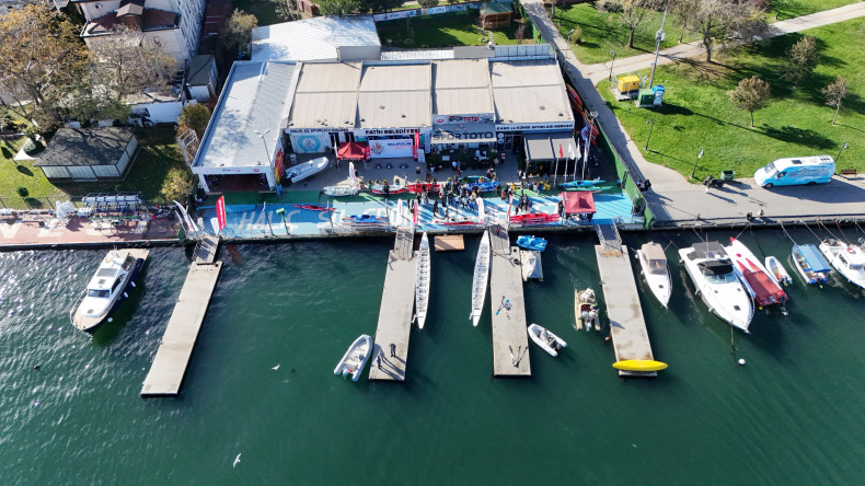 Kano ve Kürek Sporları Merkezimizde Düzenlenen Okul Sporları Kano İl Şampiyonası Genç Sporcularımızın Mücadelesine Sahne Oldu