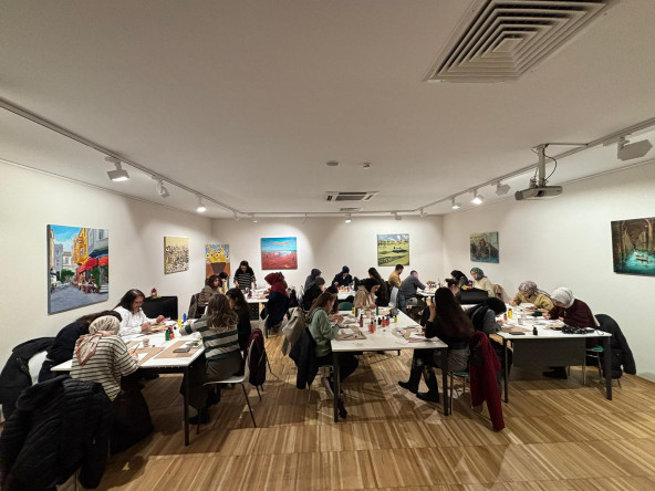 Kadırga Sanat Galerileri'nde “Tuvalde Natürmort” Atölyesi Sanatseverleri Ağırladı