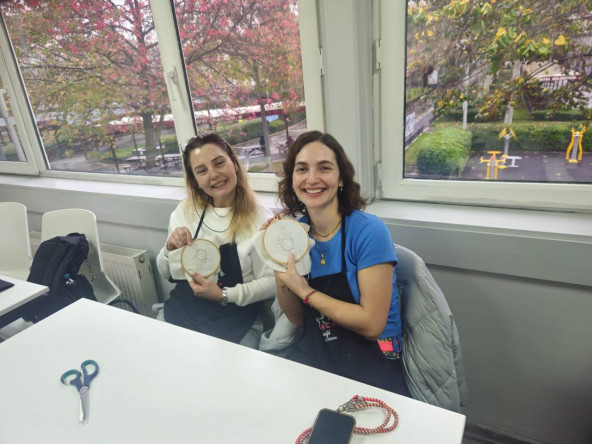 KARINCA El Emeği Eğitim Birimimiz ile Küçük Prens Kasnakta: Yavuz Selim'de El Nakışıyla Hikâyeye Yolculuk