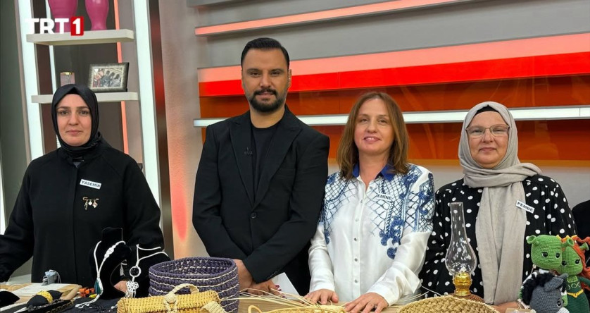 KARINCA El Emeği Eğitim Birimimiz, Gastronomi Şeflerimiz ve El Sanatları Eğitmenlerimizle Üretim Süreçlerini Canlı Yayınlarla İzleyicilere Aktardı