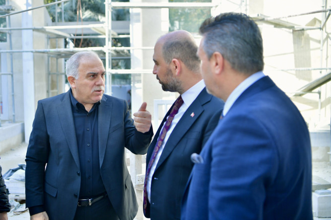 Başkan Turan, Yalı İhsan Zini Camii'nde Devam Eden Çalışmaları Yerinde İnceledi