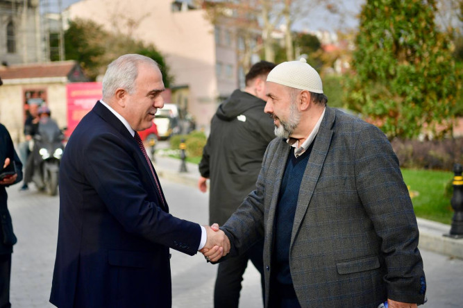 Başkan Turan, Fatih'te Devam Eden Kentsel Dönüşüm, Spor ve Meydan Projelerini Sahada Değerlendirdi