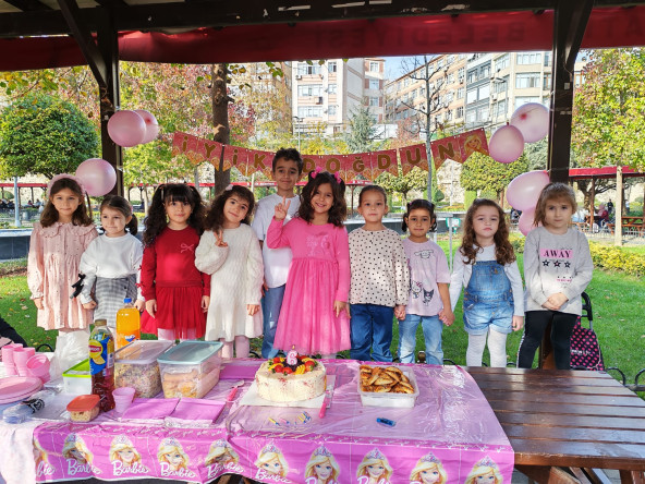 Millet Bahçelerimizde ve Yaşam Merkezlerimizde Doğum Günü Kutlamaları Devam Ediyor!