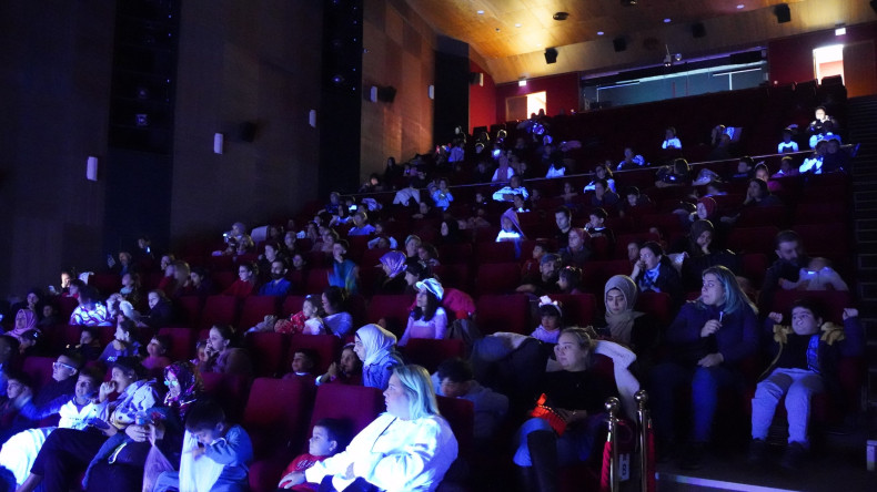 FKSM'de Çocuklarımıza Tiyatro Keyfi: “Çevreci Balık” Seyirciyle Buluştu