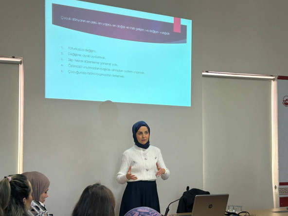 KARINCA El Emeği Eğitim Birimimiz Tarafından Yürütülen Değer Odaklı Aile Seminerleri Medrese Davutpaşa'da Başladı