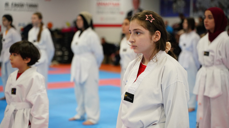 Spor Kulübümüzün Taekwondo Kuşak Sınavı, Neslişah Sultan Spor Merkezi'nde Azim ve Disiplinin Öne Çıktığı Anlara Sahne Oldu