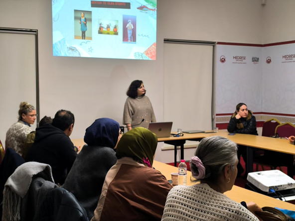 Medrese Davutpaşa'da Hikâye Anlatıcılığı Geleneği Kültürel Hafıza Perspektifiyle Ele Alınıyor
