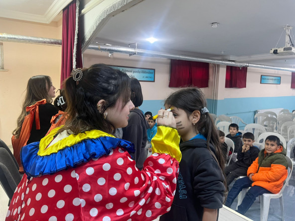 Halkla İlişkiler Ofisimizin Süperbüs'ü, Hobyarlı Ahmet Paşa İlkokulu'nda Miniklerimizle Buluştu