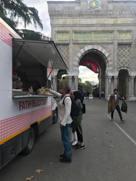 Üniversitelerde Çorba İkramımız Devam Ediyor