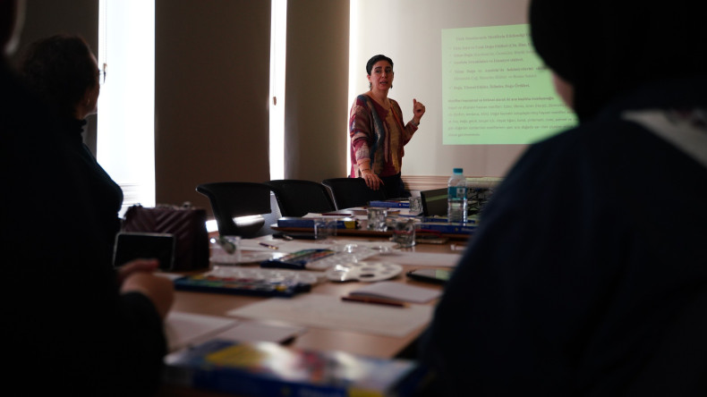 Desenlerin Sessiz Anlatısı: Miras Fatih'in “Motiflerin Dili” Etkinliği