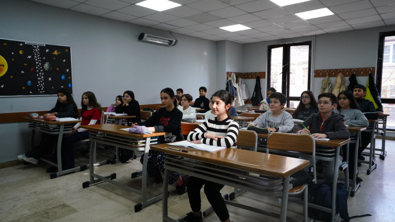 Fatih Belediyesi Bilgi Evleri: Öğrencilerimize Hem Eğitim Hem Eğlenceli Saatler