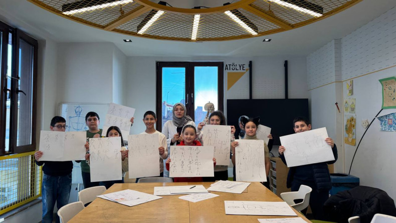 Bilim Fatih'te Düzenlenen Atölyelerde Çocuklarımız Bilim ve Sanatla Uygulama Temelli Bir Öğrenme Sürecine Katıldı