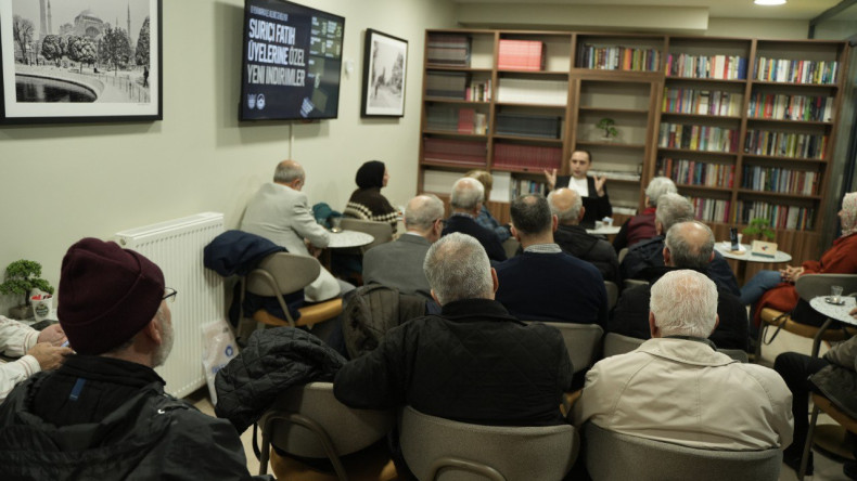 Cağaloğlu Kahvehane'de Bâbıâli Sohbetleri'nde Medya, Savaş ve Tanıklık Ele Alındı